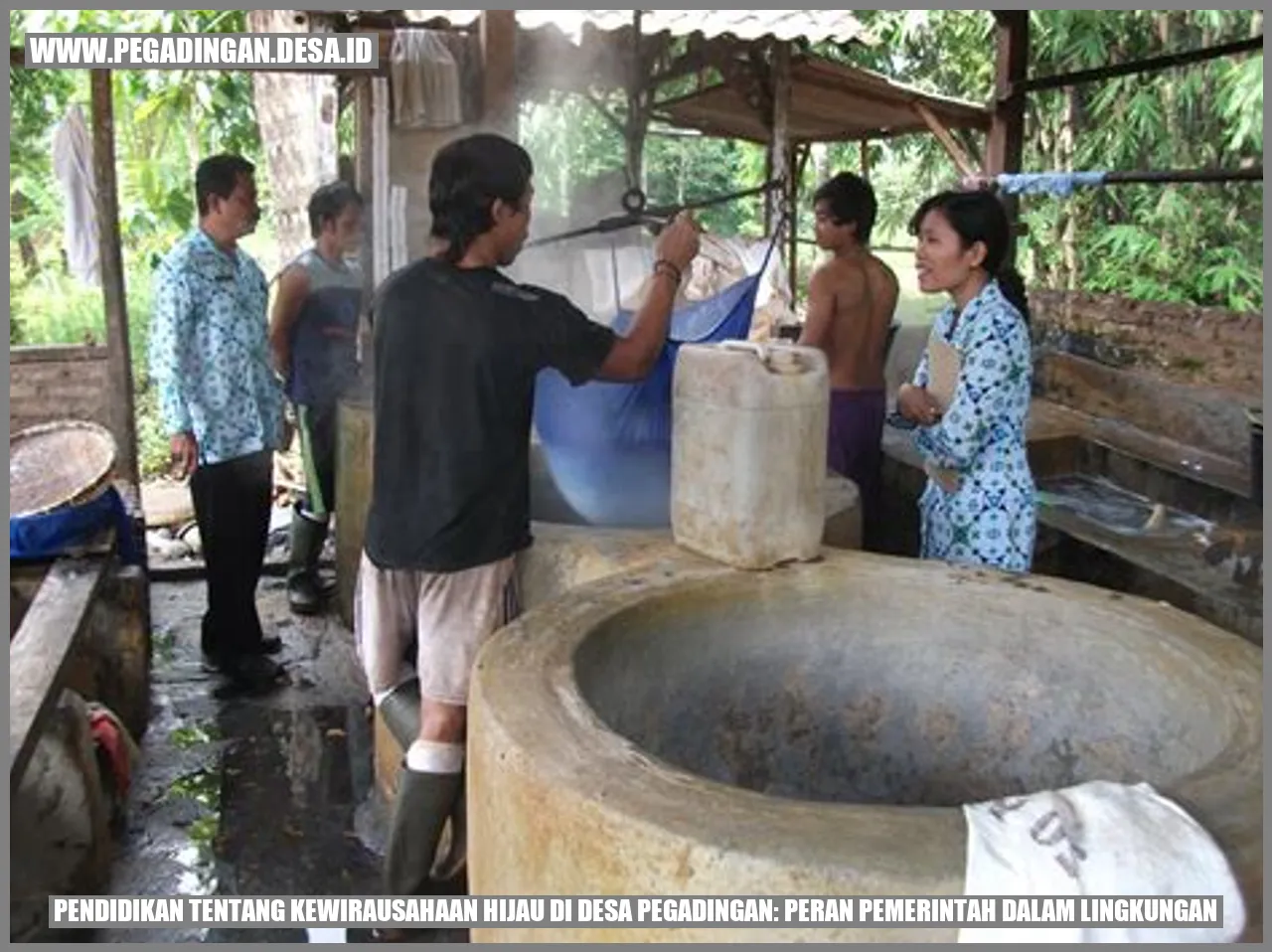 Pendidikan tentang Kewirausahaan Hijau di Desa Pegadingan: Peran Pemerintah dalam Lingkungan